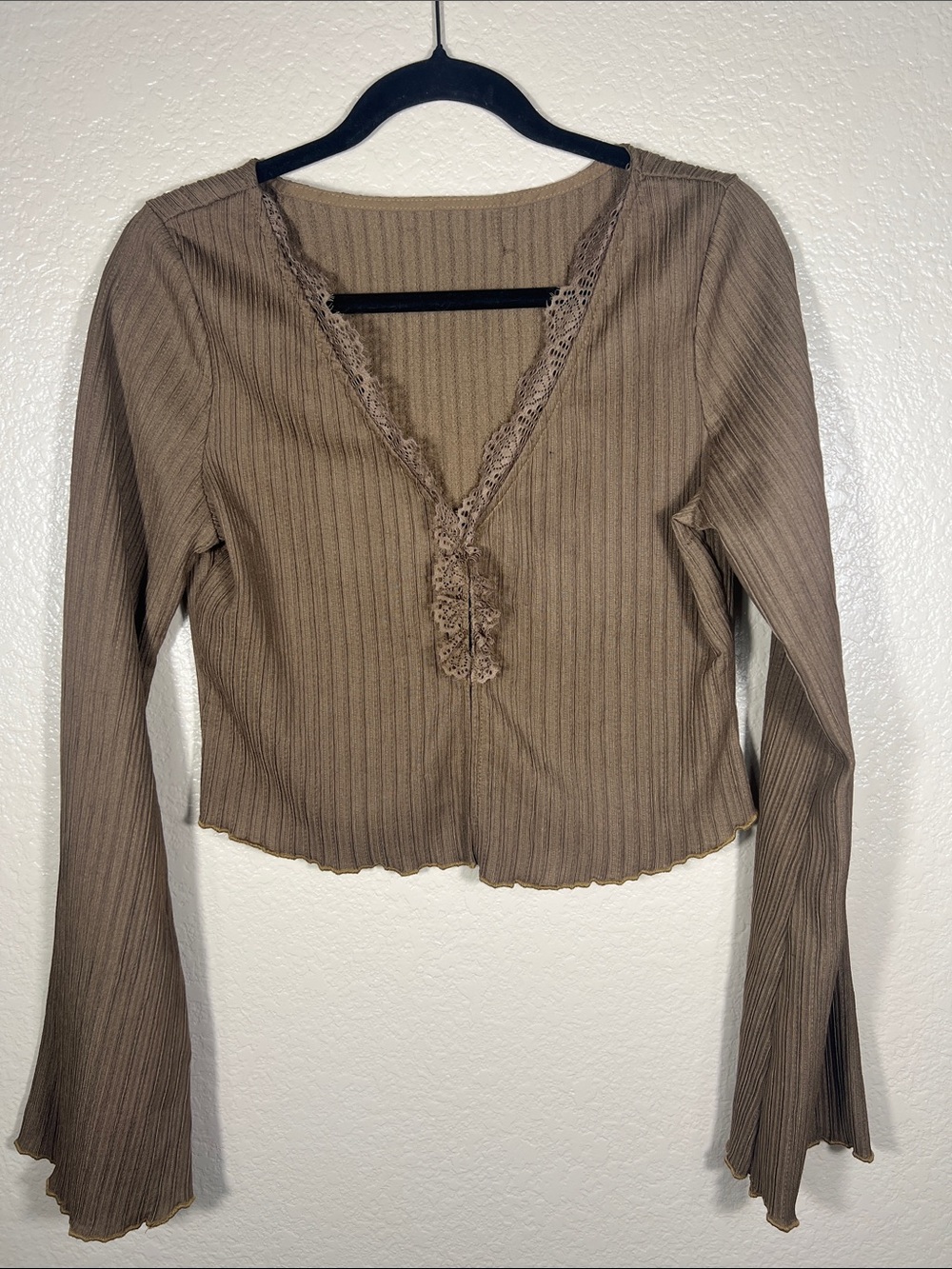 Commense Ribbed Lace-Trim Crop Top - Tan